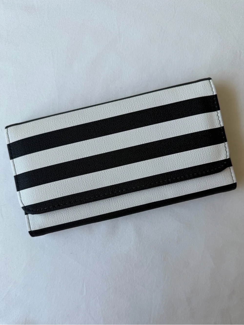 NWOT Kut From The Kloth Black & White Striped Vegan Leather Slim Wallet